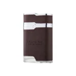 Botella del perfume Armaf Voyage Brown con diseño masculino en tonos marrón oscuro y detalles metálicos. Frasco sobrio y elegante que transmite calidez, carácter y sofisticación. Ideal para hombres que prefieren fragancias amaderadas, especiadas y envolventes.